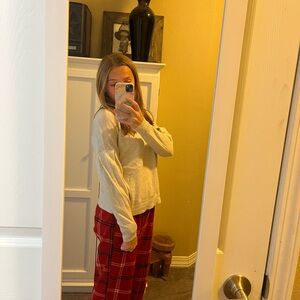 banana republic cream/ white sweater